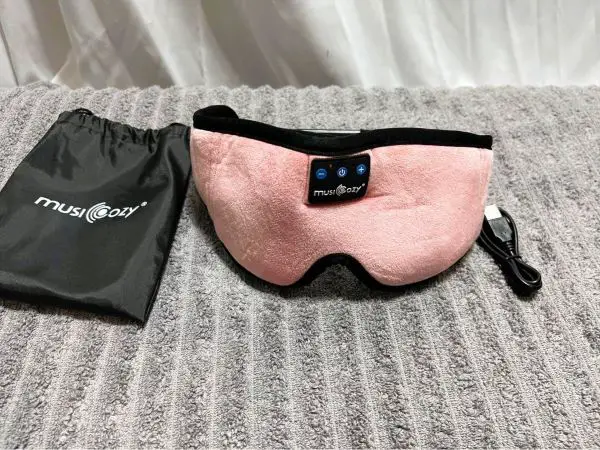 stocking stuffers for travelers A sleeping mask with a built-in headphones