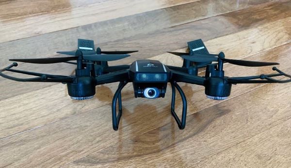 travel gifts for teenagers A mini drone