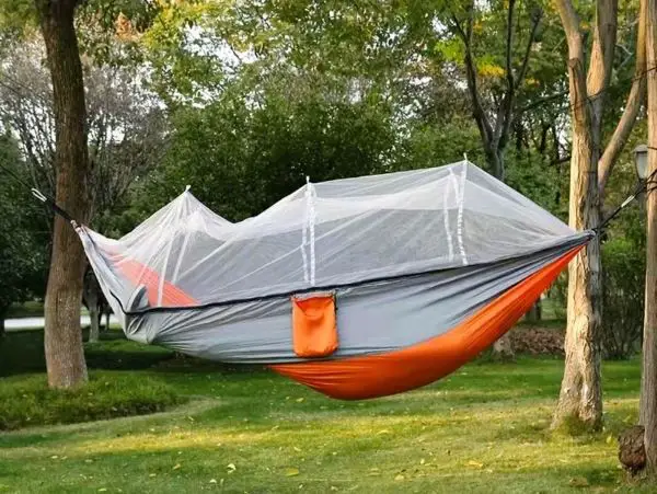 travel gifts for teenagers An outdoor hammock