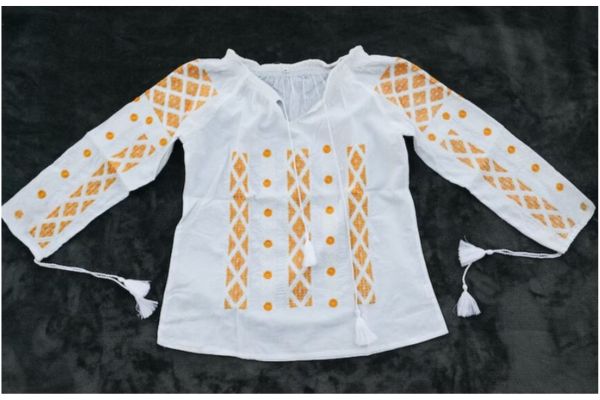 A traditional blouse from Romania