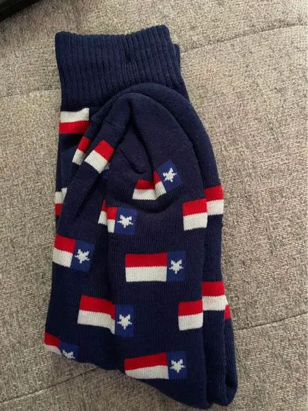 Texas gift ideas A pair of socks with the flag of Texas