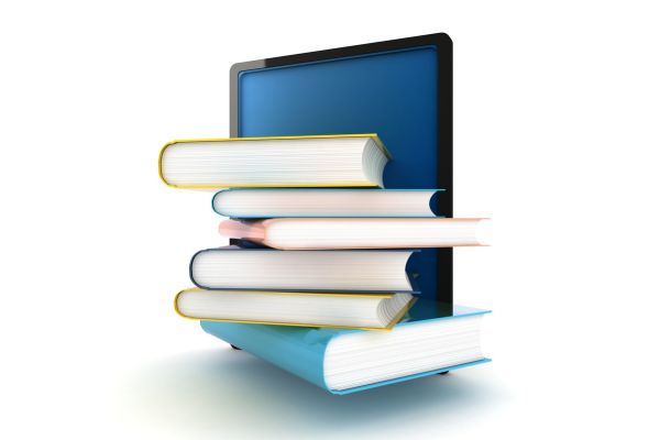 travel graduation gifts An e-reader with books