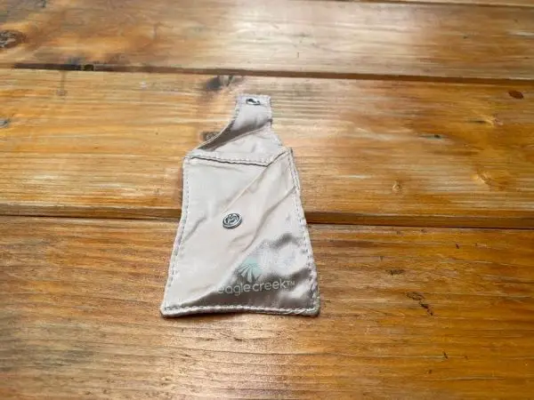 gifts for a daughter traveling abroad A small pocket wallet to hide under your bra